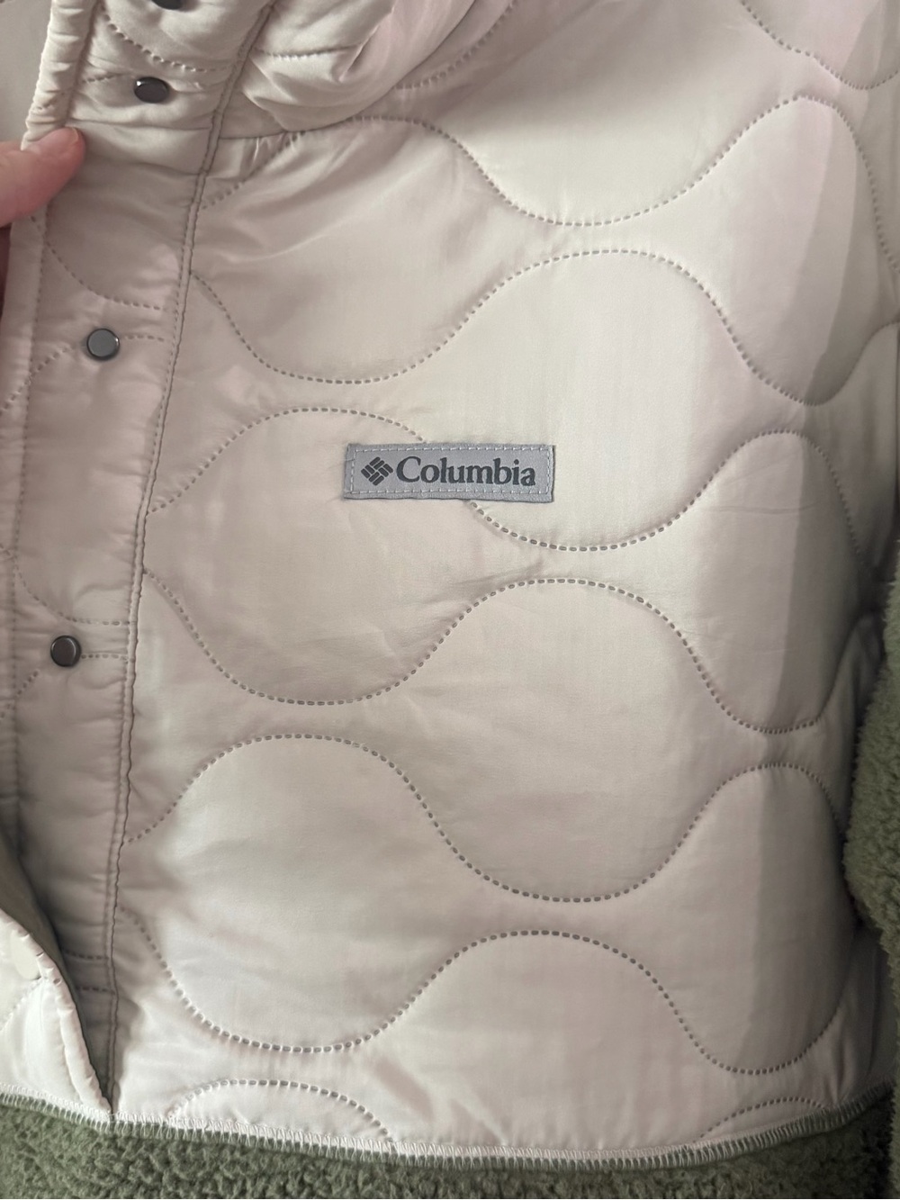 Columbia Olive Green & Cream Quilted Fleece Pullover Jacket - Picture 2 of 4